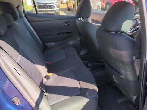 Used 2025 Nissan Leaf SV Plus image 27