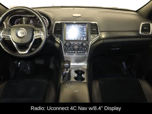 Used 2018 Jeep Grand Cherokee Altitude image 14