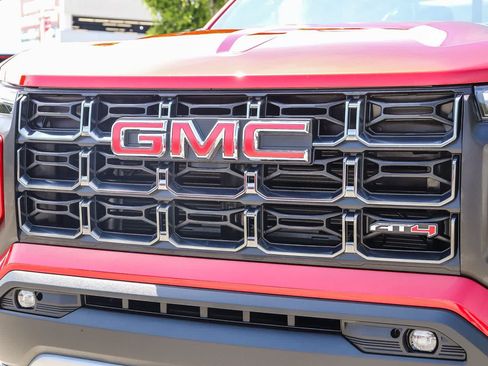 Used 2024 GMC Canyon AT4 w/ Canyon Safety Plus Package AWD/4WD image 8
