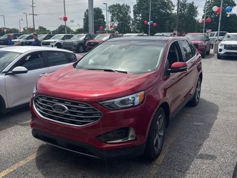 Used 2020 Ford Edge SEL w/ Convenience Package AWD/4WD image 2