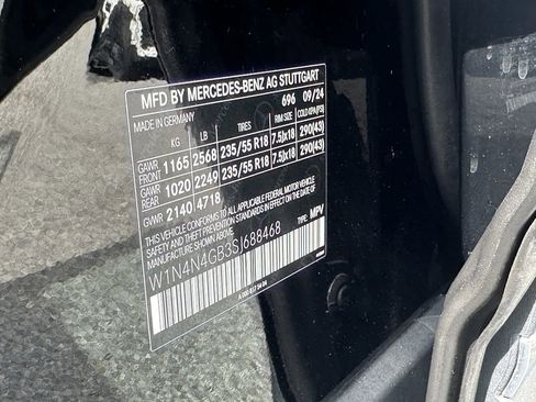 Certified 2025 Mercedes-Benz GLA 250 image 34