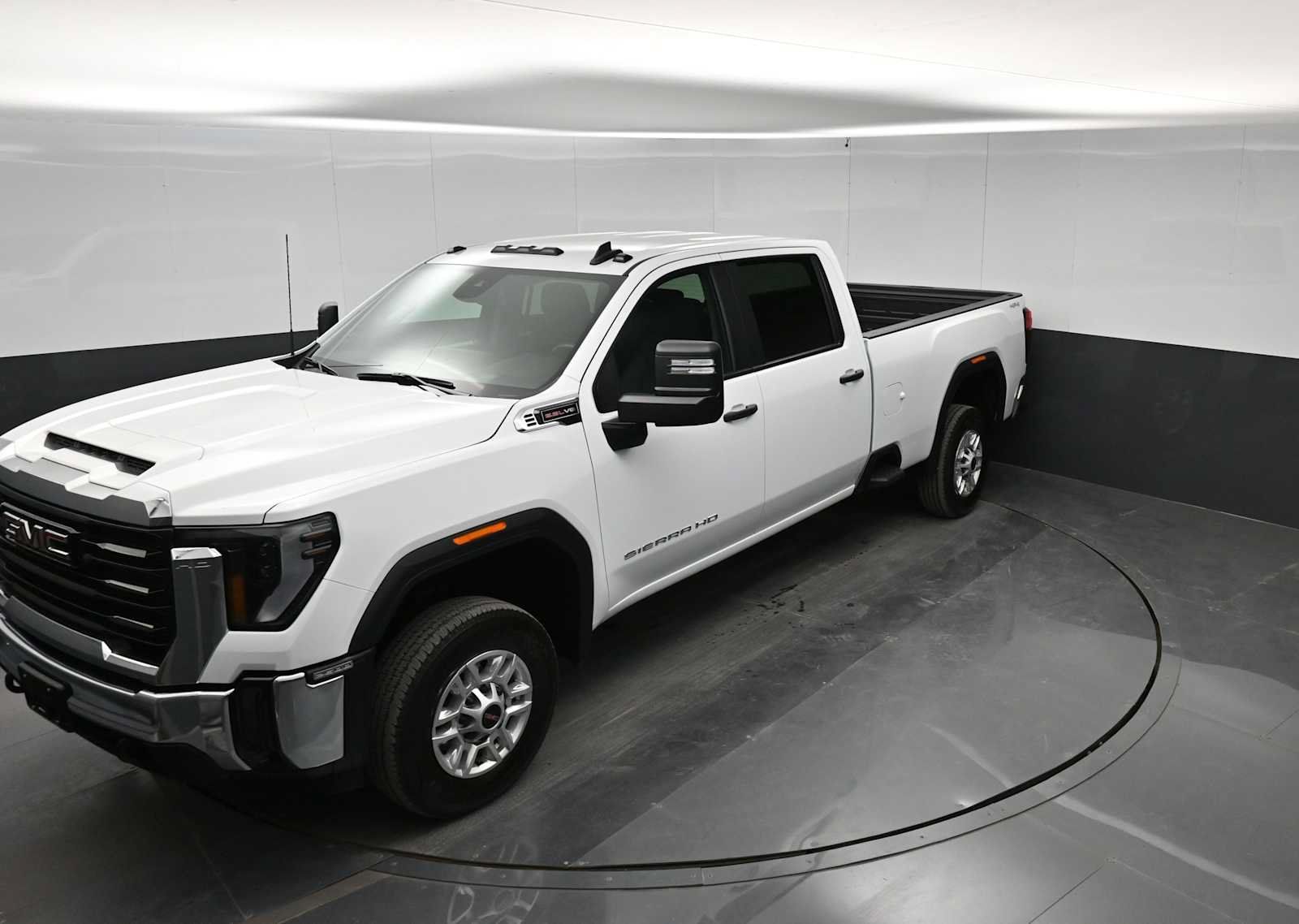 Used 2026 GMC Sierra 2500 Pro w/ Convenience Package AWD/4WD image 26