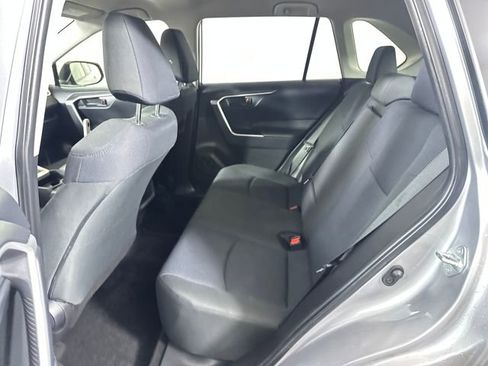 Used 2019 Toyota RAV4 LE image 26