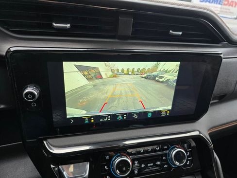 Used 2022 GMC Sierra 1500 AT4 w/ AT4 Premium Package image 40