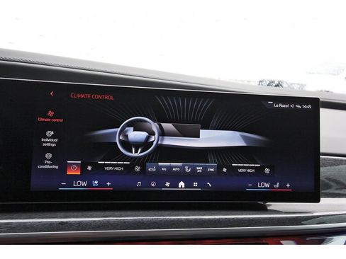 Used 2025 BMW 740i RWD image 24