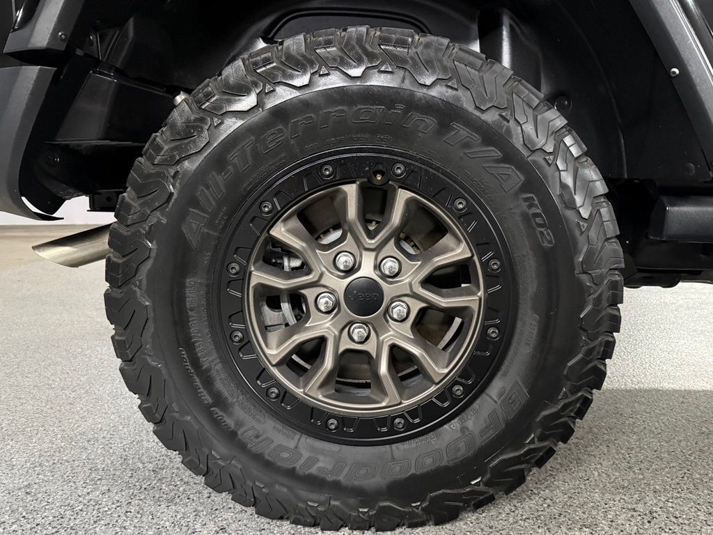 Used 2021 Jeep Wrangler Unlimited Rubicon w/ Trailer Tow Package AWD/4WD image 10