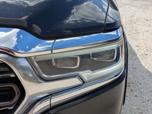 Used 2019 RAM 1500 Limited RWD image 10