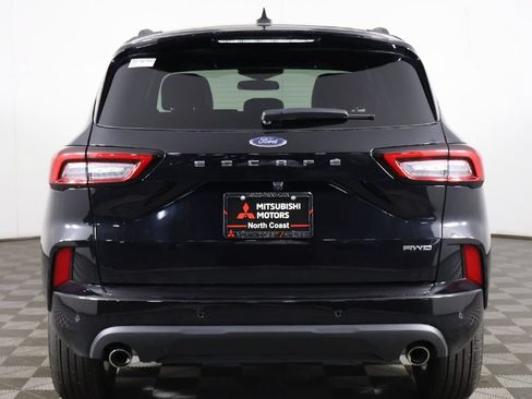 Used 2024 Ford Escape ST-Line w/ Tech Pack #1 AWD/4WD image 12
