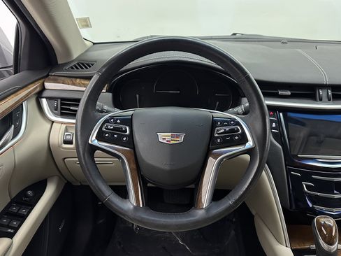 Used 2019 Cadillac XTS Luxury image 22