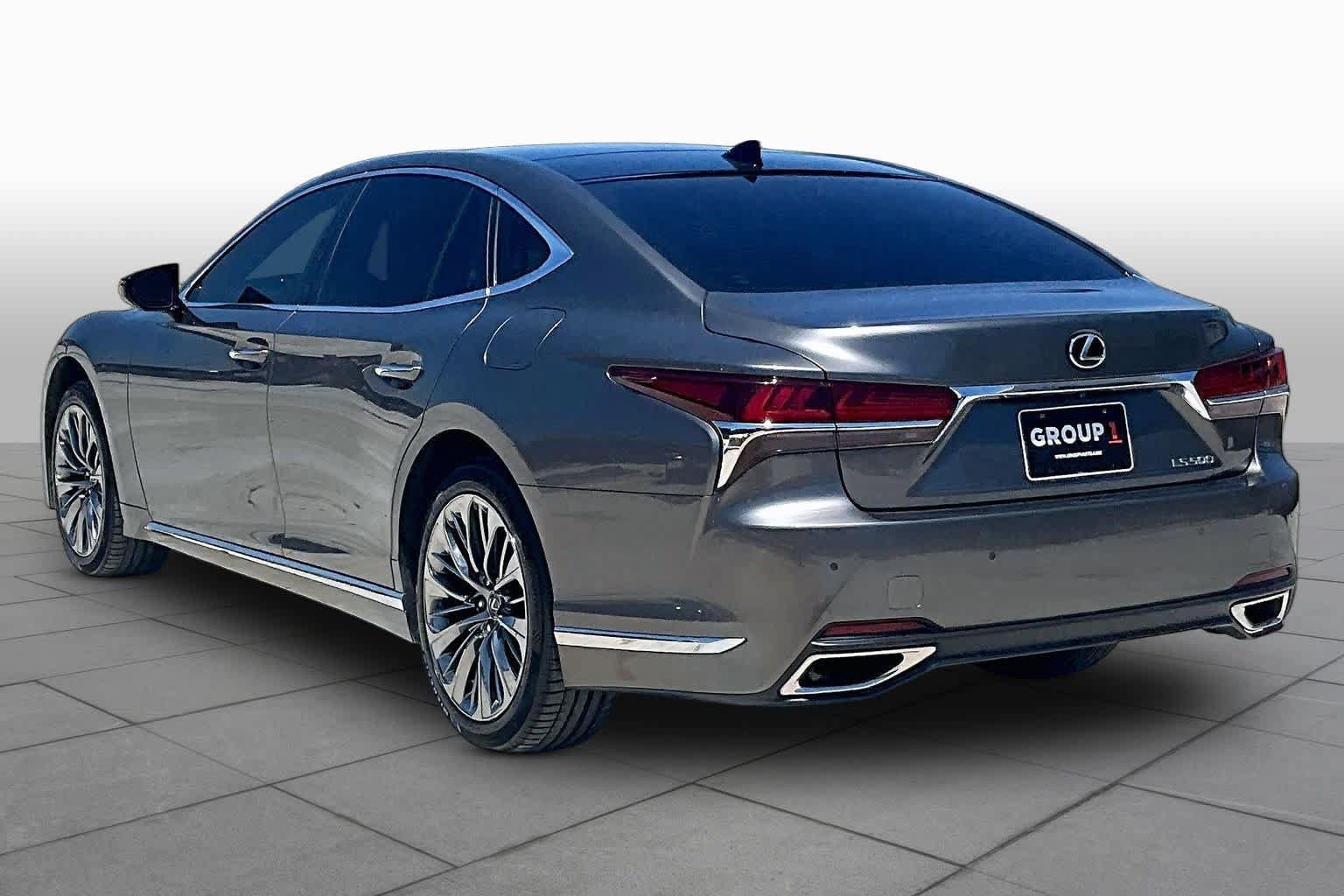 Used 2018 Lexus LS 500 w/ Luxury Package RWD image 11