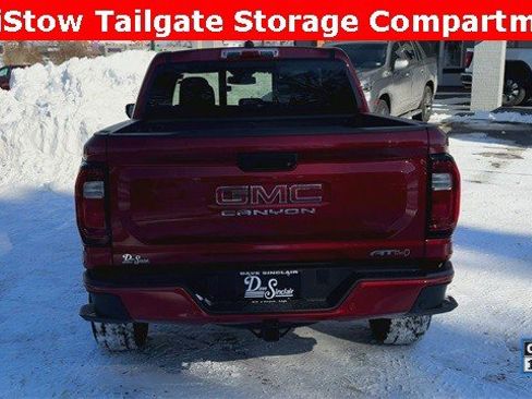 Used 2025 GMC Canyon AT4 image 9