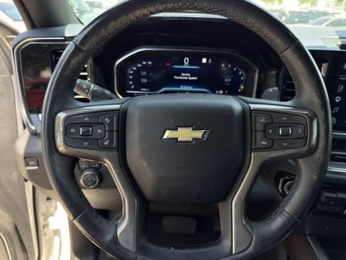 Used 2023 Chevrolet Silverado 1500 High Country w/ Technology Package AWD/4WD image 13