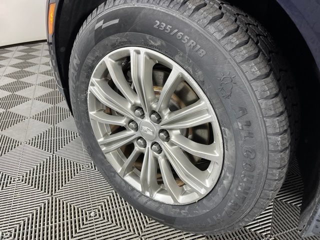 Used 2017 Cadillac XT5 Luxury FWD image 10