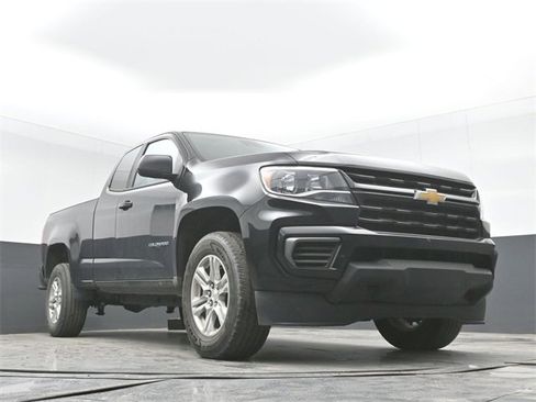 Used 2021 Chevrolet Colorado LT w/ Fleet Safety Package image 37