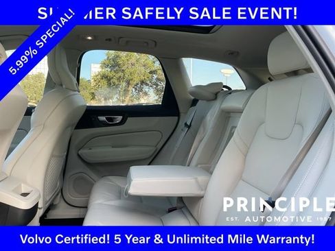 Certified 2025 Volvo XC60 B5 Core AWD/4WD image 34