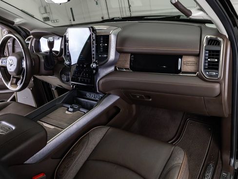 Used 2026 RAM 2500 Limited AWD/4WD image 16