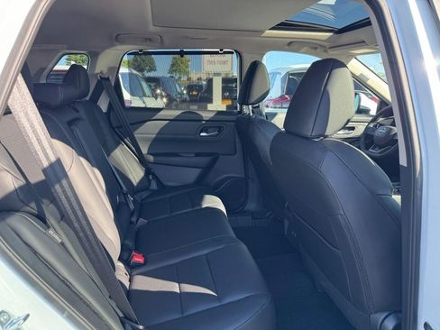 New 2026 Nissan Rogue SV w/ SV Premium Package image 6