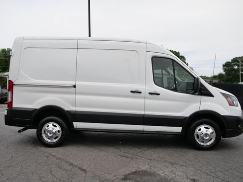Used 2020 Ford Transit 250 Medium Roof AWD w/ Load Area Protection Package image 15