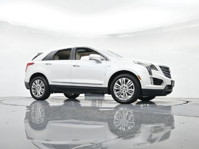 Used 2017 Cadillac XT5 Premium Luxury FWD image 40