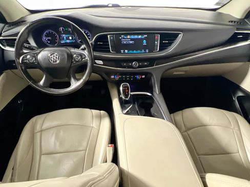 Used 2018 Buick Enclave Essence FWD image 30