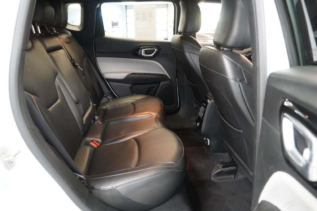 Used 2024 Jeep Compass Limited AWD/4WD image 30