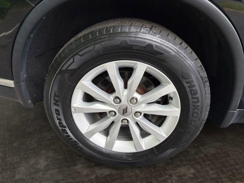 Used 2019 Dodge Durango SXT AWD/4WD image 38