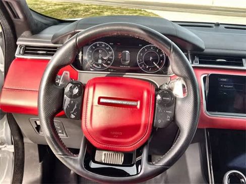 Used 2020 Land Rover Range Rover Velar SV Autobiography Dynamic image 17