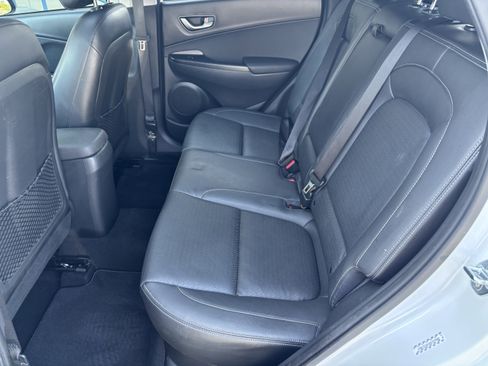 Used 2021 Hyundai Kona Limited AWD/4WD image 24