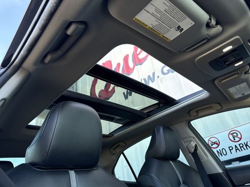 Used 2022 Toyota Camry XSE image 46