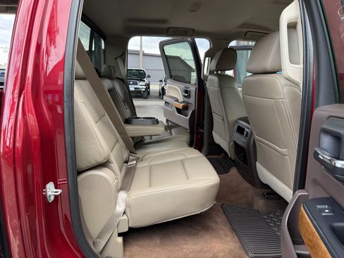 Used 2016 Chevrolet Silverado 1500 LTZ w/ Texas Edition AWD/4WD image 18