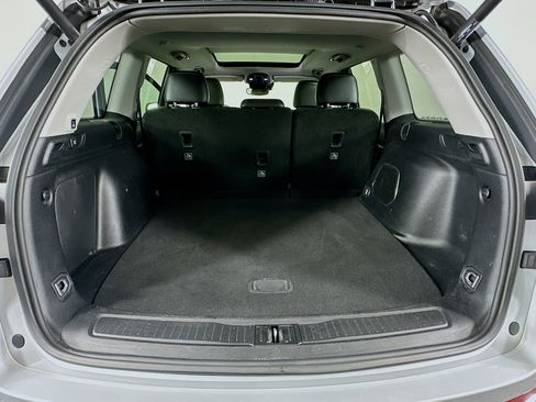 Used 2022 Jeep Grand Cherokee Limited 4xe image 29