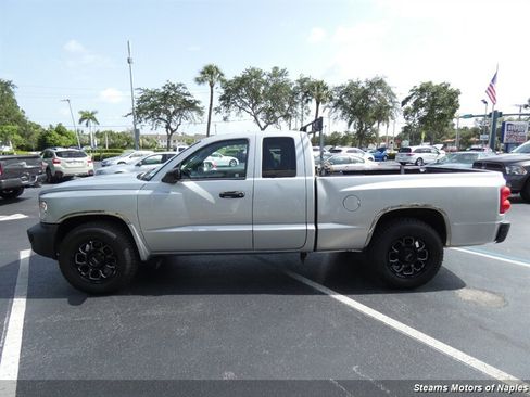 Used 2008 Dodge Dakota ST RWD image 10