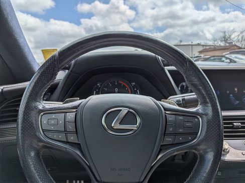 Used 2018 Lexus LS 500 F Sport w/ Accessory Package (Z2) image 27