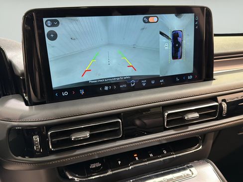Used 2026 Lincoln Aviator 2WD image 16