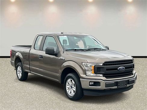 Certified 2018 Ford F150 XL w/ Equipment Group 101A Mid image 3