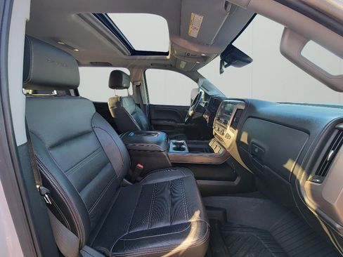 Used 2018 GMC Sierra 2500 Denali w/ Duramax Plus Package image 35