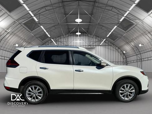 Used 2020 Nissan Rogue SV AWD/4WD image 6