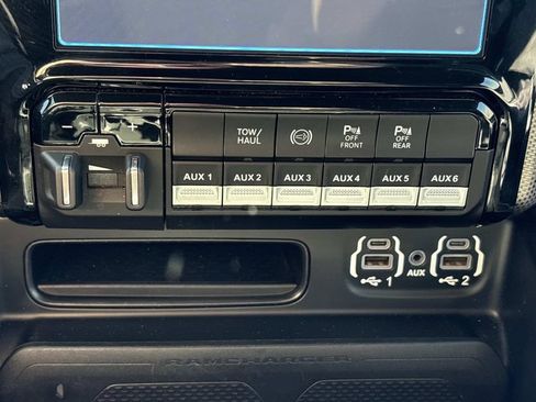 Used 2023 RAM 2500 Limited image 21