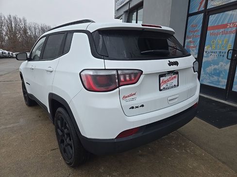 New 2026 Jeep Compass Latitude image 8