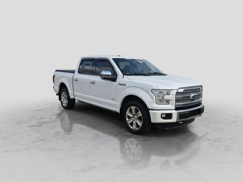 Used 2015 Ford F150 Platinum w/ Equipment Group 701A Luxury AWD/4WD image 2