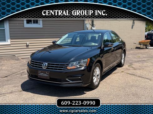 Used 2016 Volkswagen Passat 1.8T S FWD image 1