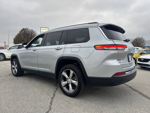 Used 2022 Jeep Grand Cherokee L Limited image 3