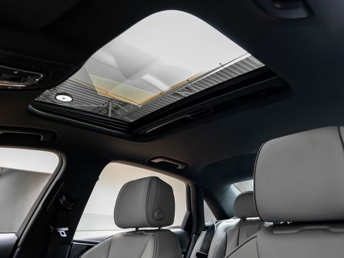 Used 2023 Audi A4 2.0T Premium Plus w/ Premium Plus Package image 5