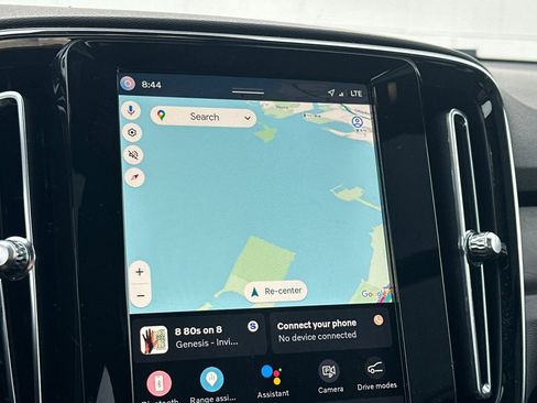 Certified 2023 Volvo XC40 Recharge Plus image 22