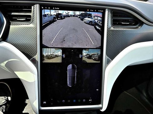 Used 2018 Tesla Model X 100D image 29