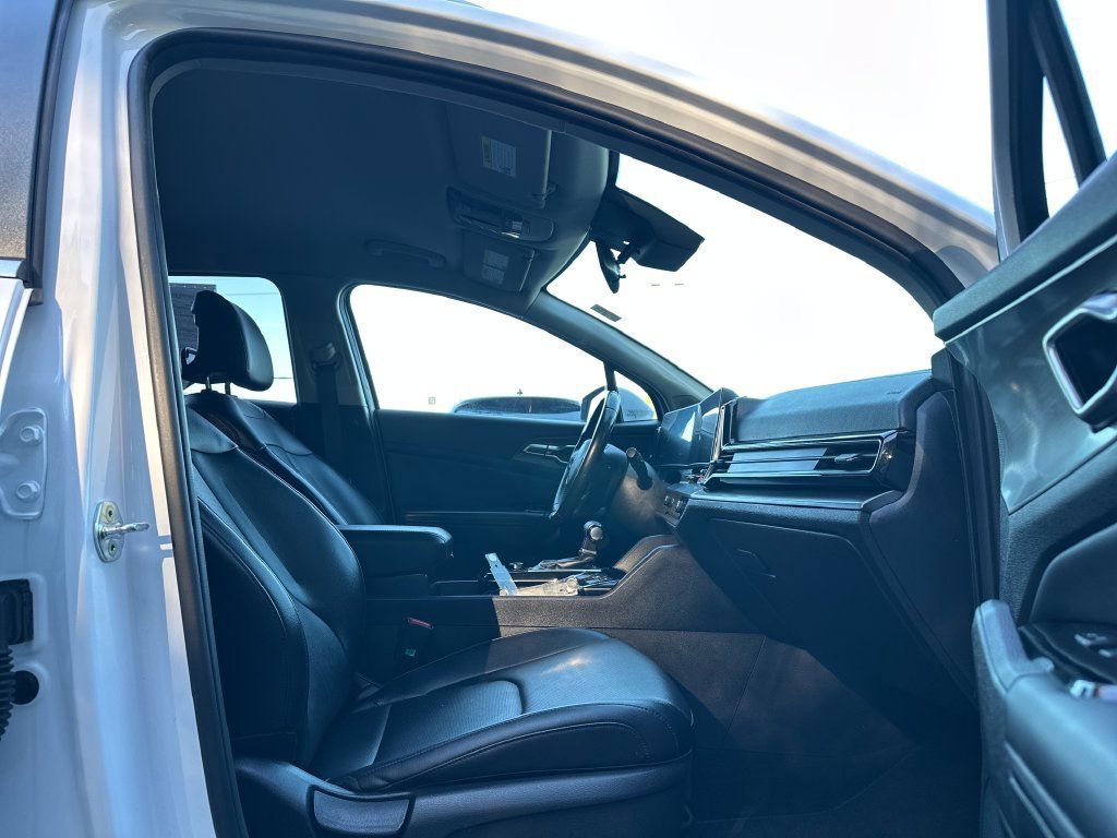 Used 2023 Kia Sportage EX AWD/4WD image 20