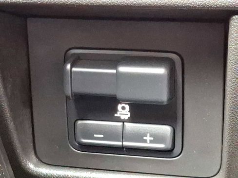 Used 2024 Chevrolet Colorado Trail Boss w/ Advanced Trailering Package AWD/4WD image 24