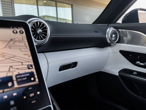 Used 2025 Mercedes-Benz AMG GT 63 image 32