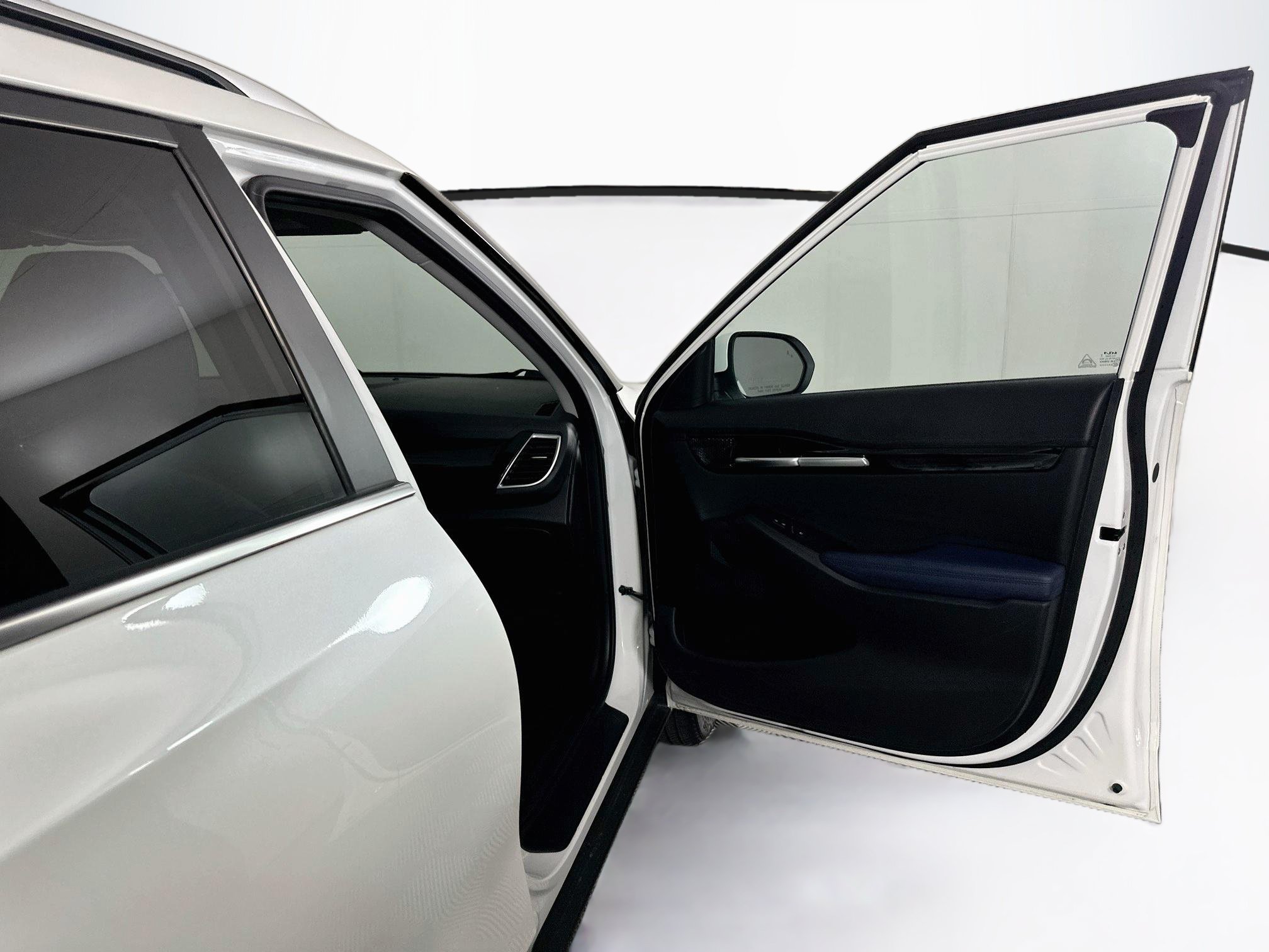 Used 2024 Kia Seltos S AWD/4WD image 32