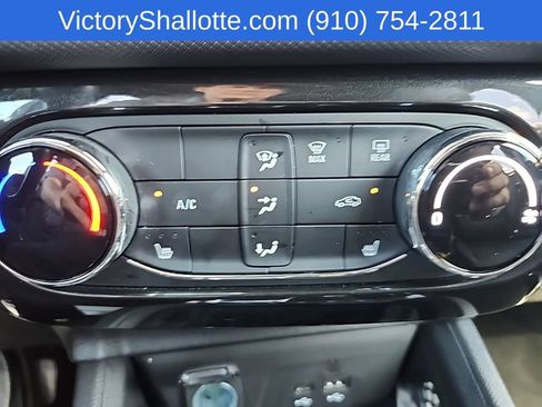 Used 2024 Chevrolet TrailBlazer RS w/ Driver Confidence Package FWD image 7